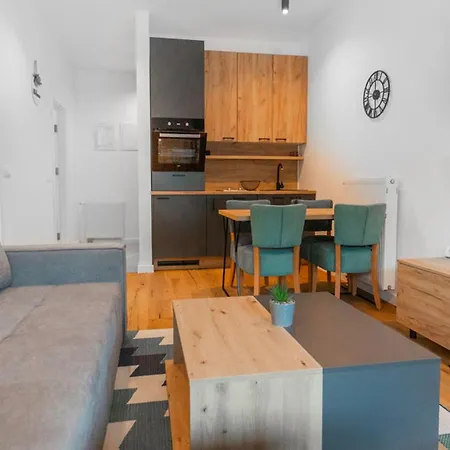 Phoenix Aparthotel 3*