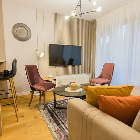 Phoenix Aparthotel