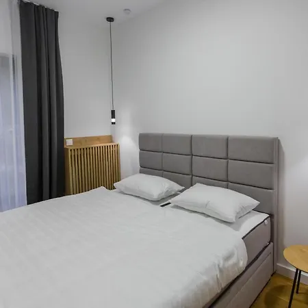 Phoenix Aparthotel *