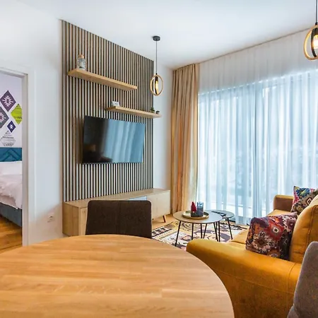 Phoenix Aparthotel *